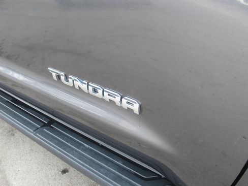 Used 2016 Toyota Tundra Limited w/ Limited Premium Package image 6