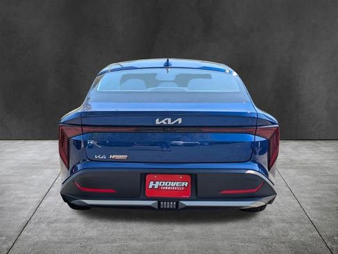 Used 2025 Kia K4 LXS image 5