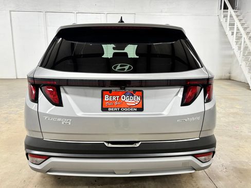 Certified 2025 Hyundai Tucson Blue AWD/4WD image 6