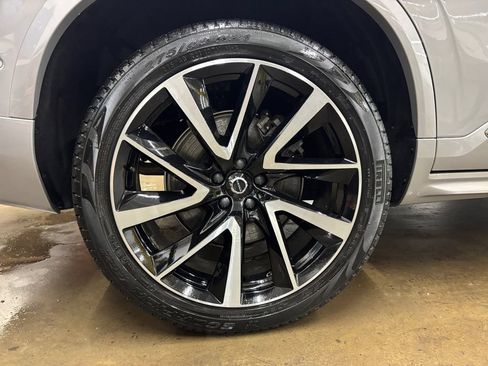 Certified 2023 Volvo XC90 B6 Plus w/ Protection Package Premier AWD/4WD image 38