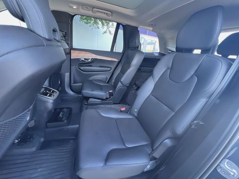 Certified 2023 Volvo XC90 B6 Plus AWD/4WD image 25