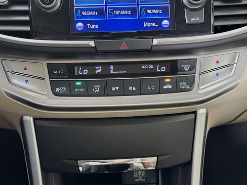 Used 2013 Honda Accord EX-L image 22