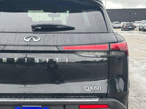 Used 2023 INFINITI QX60 Luxe w/ Performance Audio Package AWD/4WD image 5