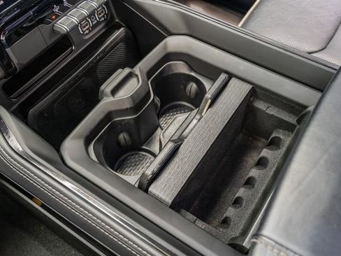 Used 2022 RAM 1500 Limited w/ Night Edition RWD image 29