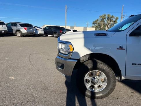 Used 2022 RAM 2500 Big Horn w/ Level A Equipment Group AWD/4WD image 5