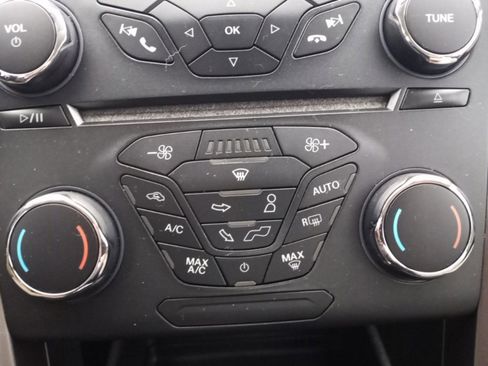 Used 2018 Ford Fusion S image 30