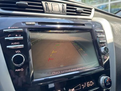 Used 2019 Nissan Murano S AWD/4WD image 14