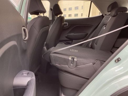 New 2026 Hyundai Venue FWD image 18