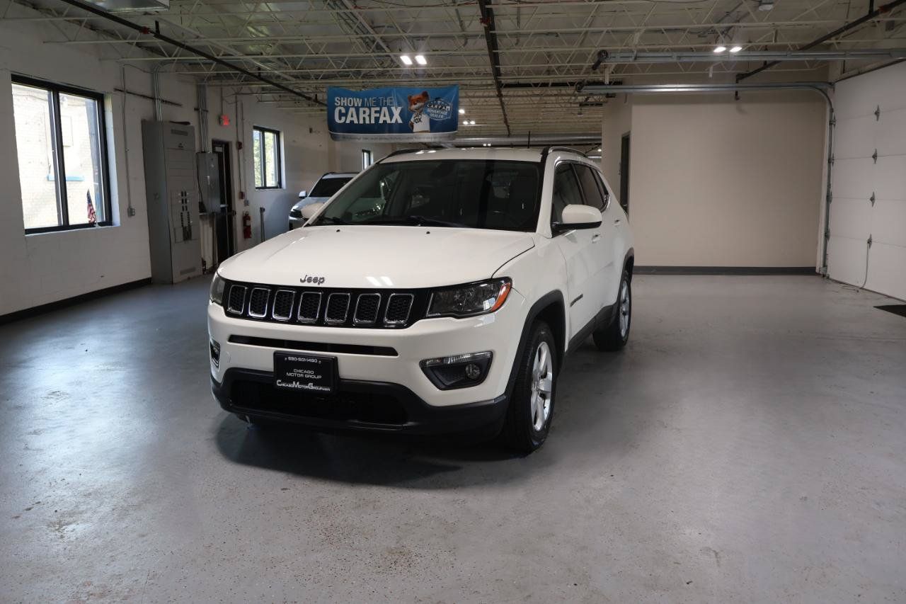 Used 2018 Jeep Compass Latitude FWD image 2