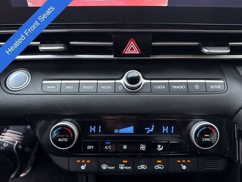 Used 2023 Hyundai Elantra SEL w/ Convenience Package FWD image 35