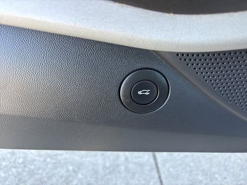 Used 2023 Chevrolet Camaro LT image 19