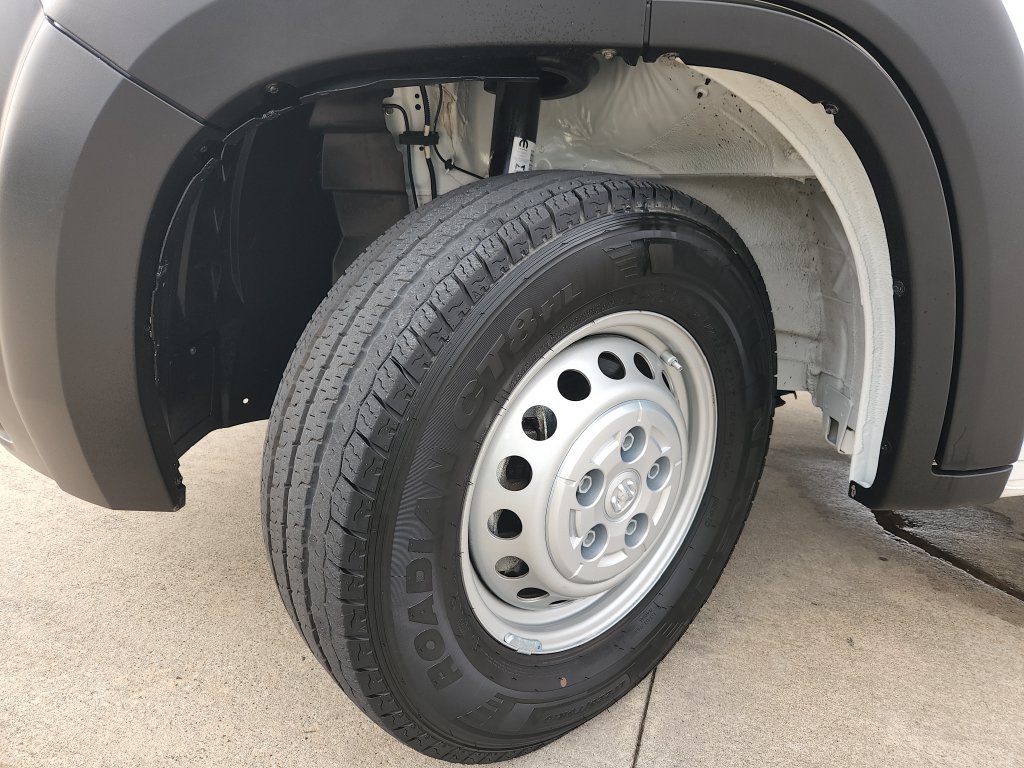 Used 2026 RAM ProMaster 2500 w/ Convenience Group FWD image 35