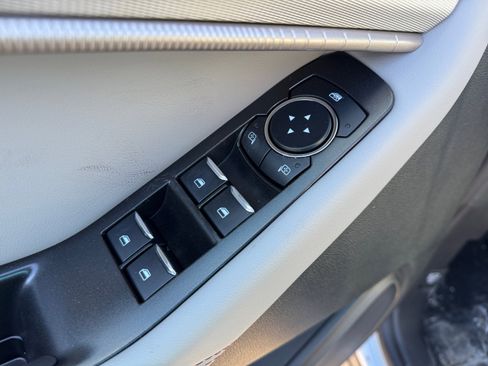 New 2026 Ford Explorer Active w/ Active Comfort Package image 20