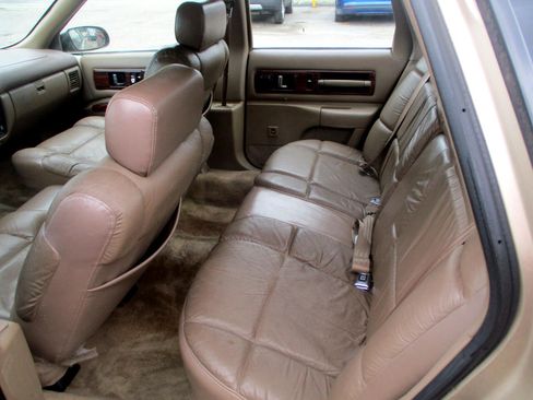 Used 1994 Chevrolet Caprice Classic LS image 9