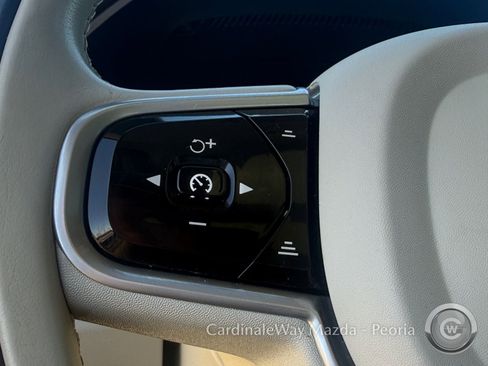 Used 2019 Volvo S60 T5 Momentum w/ Premium Package image 17