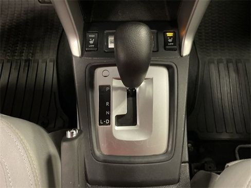 Used 2018 Subaru Forester 2.5i Premium image 19