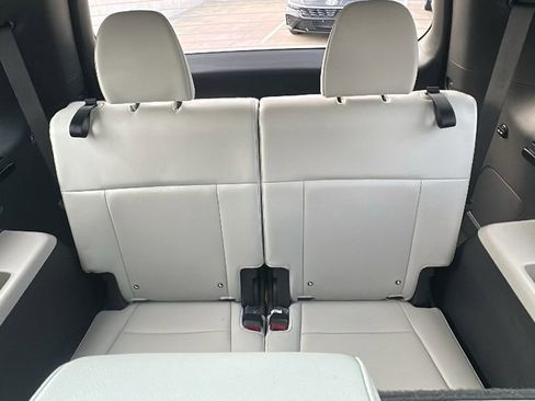 Certified 2024 Hyundai Santa Fe Limited FWD image 34