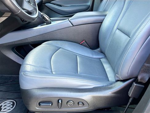 Used 2021 Buick Enclave Premium w/ Surround and Sites Package image 20