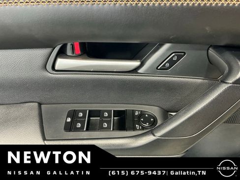 Used 2025 MAZDA CX-50 AWD 2.5 Hybrid w/ Premium Pkg image 49