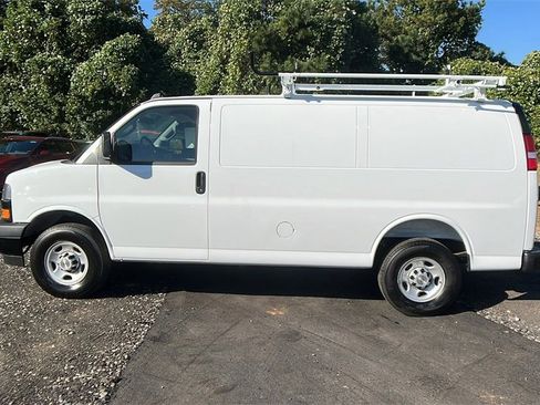 New 2025 Chevrolet Express 2500 w/ Communications Package image 8