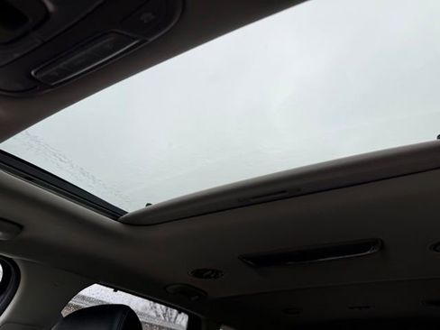 Used 2022 Kia Telluride EX image 34