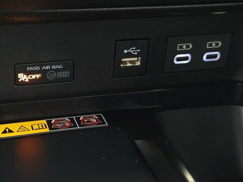 Used 2026 Toyota Camry SE w/ Convenience Package FWD image 28