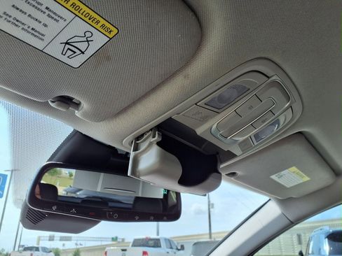 Used 2020 Hyundai Santa Fe SEL w/ Convenience Package image 22