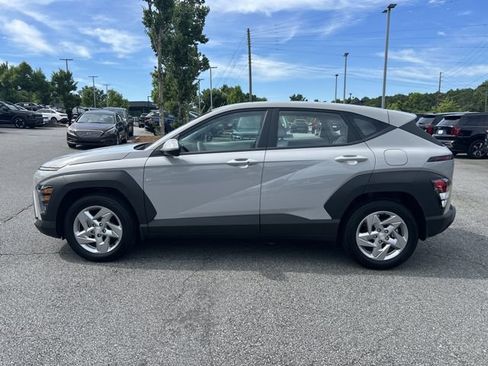 Certified 2026 Hyundai Kona SE FWD image 4