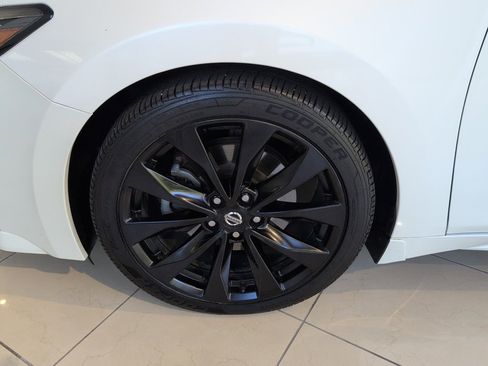 Used 2020 Nissan Maxima SR w/ Sport Mat Group image 54