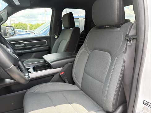 Used 2022 RAM 1500 Big Horn AWD/4WD image 14