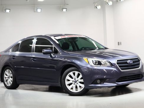 Used 2016 Subaru Legacy 2.5i Premium image 2