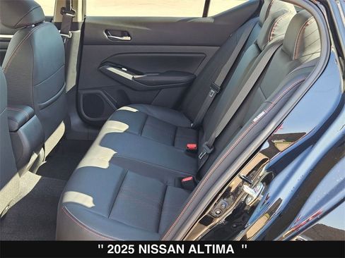 New 2025 Nissan Altima 2.5 SR image 17