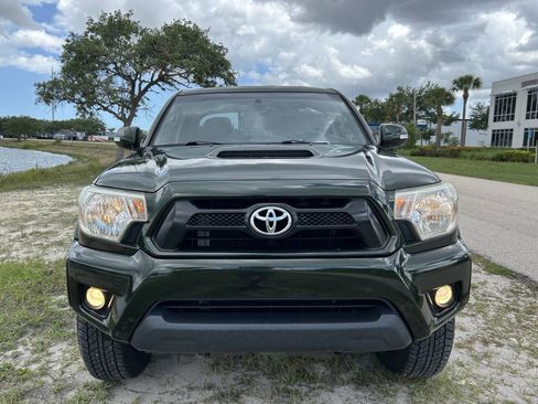 Used 2012 Toyota Tacoma PreRunner w/ TRD Sport Pkg RWD image 3