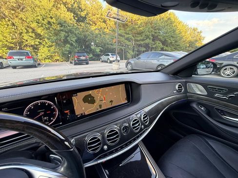 Used 2016 Mercedes-Benz S 550 4MATIC Sedan image 25