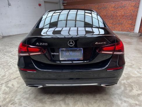 Used 2022 Mercedes-Benz A 220 4MATIC image 4