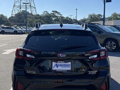 New 2025 Subaru Crosstrek 2.5i Limited w/ Popular Package #3A image 4