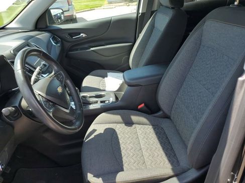 Used 2022 Chevrolet Equinox LT FWD image 17