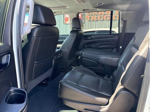 Used 2019 GMC Yukon XL SLT AWD/4WD image 21
