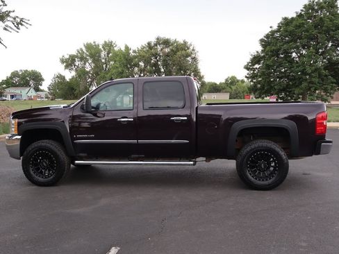 Used 2008 Chevrolet Silverado 2500 LTZ w/ Safety Package AWD/4WD image 9