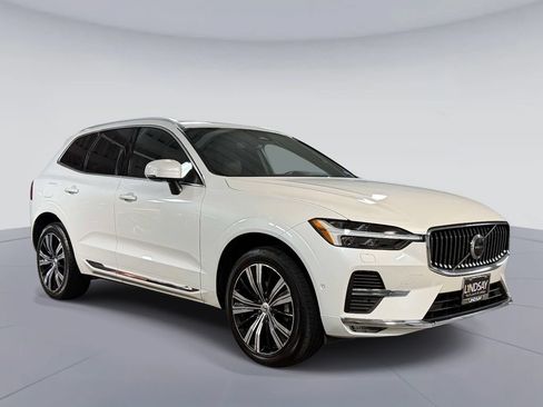 Used 2023 Volvo XC60 B5 Ultimate AWD/4WD image 9