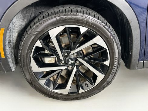 Used 2024 Mitsubishi Outlander SE FWD image 11
