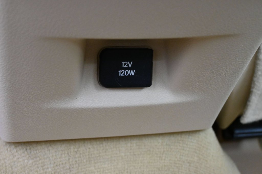 Used 2015 Lexus ES 350 w/ Premium Package FWD image 16
