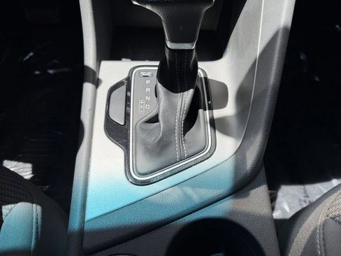 Used 2022 Kia Niro LX FWD image 23