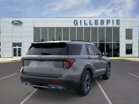 New 2026 Ford Explorer Active image 8