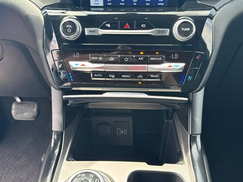 Used 2021 Ford Explorer ST w/ Equipment Group 401A AWD/4WD image 15