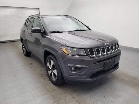 Used 2018 Jeep Compass Latitude w/ Popular Equipment Group image 13