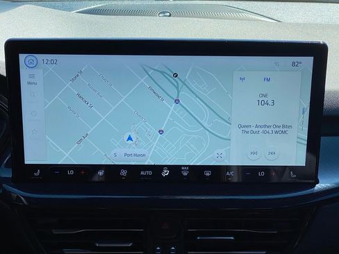 Used 2024 Ford Escape ST-Line Elite w/ Premium Technology Package image 26