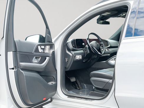 Certified 2024 Mercedes-Benz GLE 450 4MATIC image 9