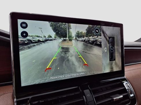 Used 2023 Lincoln Navigator L Reserve image 11