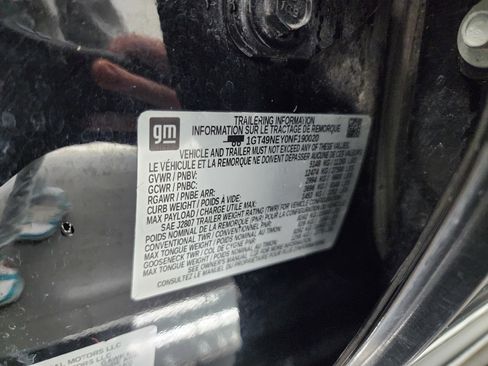 Used 2022 GMC Sierra 2500 SLT w/ LPO, GMC Protection Package image 53